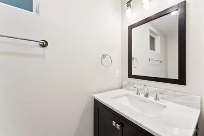 5243 19th Avenue NE, Seattle, WA 98105 - Photo 18