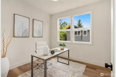 817 18th Avenue W, Kirkland, WA 98033 - Photo 12