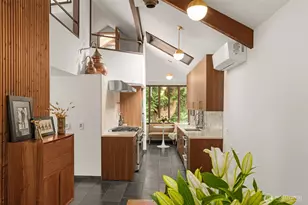 9629 California Ave SW, Seattle, WA 98136 - Photo 8