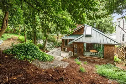 9629 California Avenue SW, Seattle, WA 98136 - Photo 24