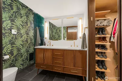 9629 California Avenue SW, Seattle, WA 98136 - Photo 16