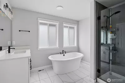 12811 186th Avenue E, Bonney Lake, WA 98391 - Photo 14