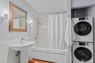 2025 Fairview Ave E, Seattle, WA 98102 - Photo 22