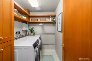 3813 W Mercer Way, Mercer Island, WA 98040 - Photo 20