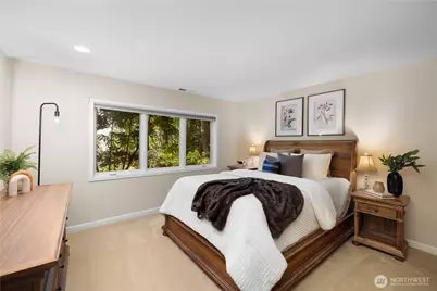 3813 W Mercer Way, Mercer Island, WA 98040 - Photo 18