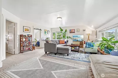 315 NE 65th Street, Seattle, WA 98115 - Photo 10