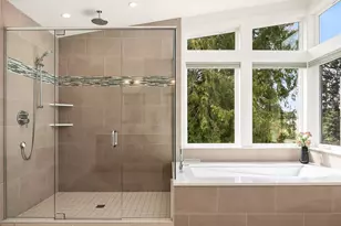 12516 Phinney Ave N, Seattle, WA 98133 - Photo 20