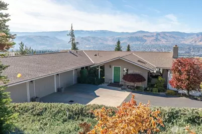 602 Daniels Drive, East Wenatchee, WA 98802 - Photo 1