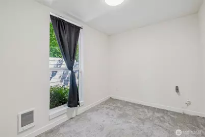 12006 31st Ave NE #G, Seattle, WA 98125 - Photo 8