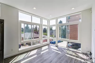 12006 31st Ave NE #G, Seattle, WA 98125 - Photo 10