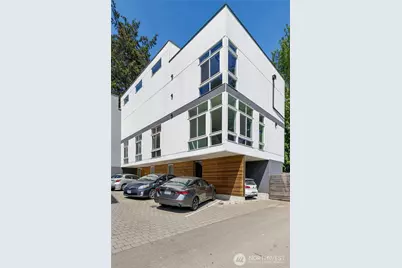 12006 31st Ave NE #G, Seattle, WA 98125 - Photo 2