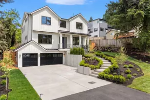 10415 SE 13th St, Bellevue, WA 98004 - Photo 2