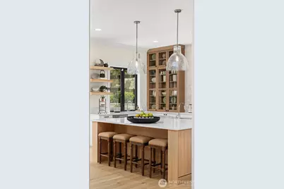 10415 SE 13th Street, Bellevue, WA 98004 - Photo 22