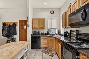3497 Renee Dr, Sedro Woolley, WA 98284 - Photo 12