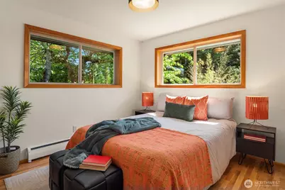 8317 Duncan Avenue S, Seattle, WA 98118 - Photo 30