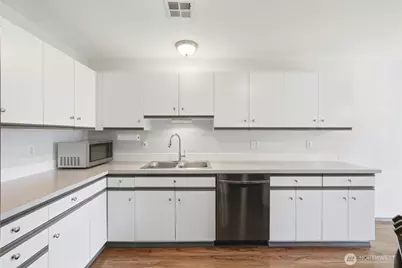1318 37th Street #1304, Everett, WA 98201 - Photo 12