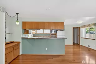 1985 Cascade View Dr, Camano Island, WA 98282 - Photo 14