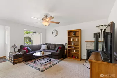 203 3rd Street NE, Yelm, WA 98597 - Photo 12