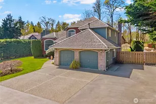 31015 W Lake Morton Dr SE, Kent, WA 98042 - Photo 4