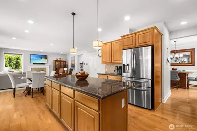 23254 SE Daybreak Place, Maple Valley, WA 98038 - Photo 14