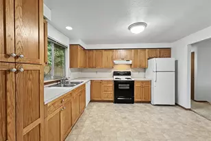 1712 Olympia Ave SE, Renton, WA 98058 - Photo 10