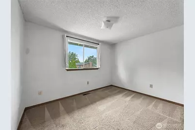 1712 Olympia Avenue SE, Renton, WA 98058 - Photo 20