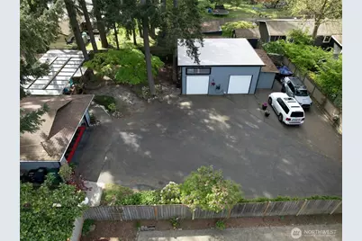 18320 Corliss Avenue N, Shoreline, WA 98133 - Photo 24