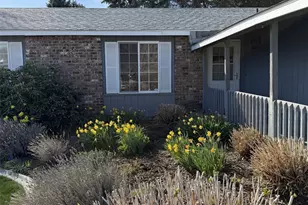 660 N Keller, East Wenatchee, WA 98802 - Photo 2