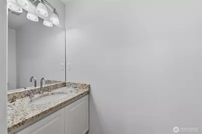 3980 129th Place SE #B203, Bellevue, WA 98006 - Photo 10