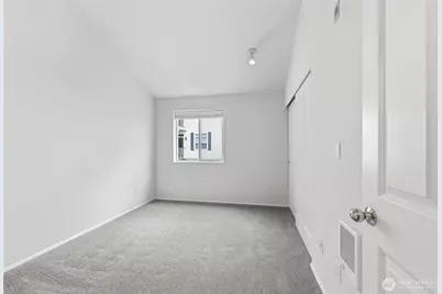 3980 129th Place SE #B203, Bellevue, WA 98006 - Photo 14