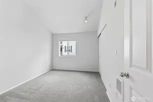 3980 129th Pl SE, Bellevue, WA 98006 - Photo 14