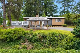16559 SE 45th Pl, Bellevue, WA 98006 - Photo 2