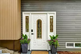 16559 SE 45th Pl, Bellevue, WA 98006 - Photo 4