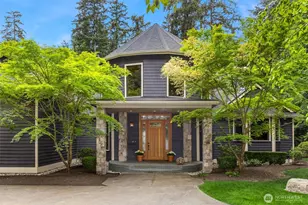 5976 NE Whitmore Way, Bainbridge Island, WA 98110 - Photo 2