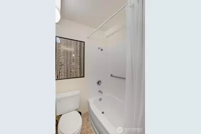 507 W Mercer Street #704, Seattle, WA 98119 - Photo 20