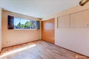 2102 N 171st St, Shoreline, WA 98133 - Photo 14