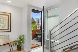 4529 34th Ave S, Seattle, WA 98118 - Photo 2