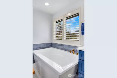 8012 NE 151st Court, Kenmore, WA 98028 - Photo 24