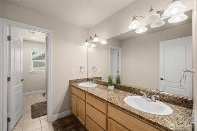 12208 151st Street E, Puyallup, WA 98374 - Photo 14
