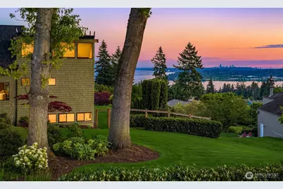 8221 NE 117th Street, Kirkland, WA 98034 - Photo 4