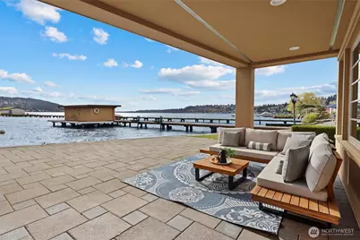 4701 NE Shore Place, Lake Forest Park, WA 98155 - Photo 4