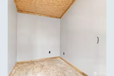 4208 Linden Avenue N, Seattle, WA 98103 - Photo 24