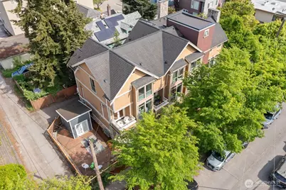4208 Linden Avenue N, Seattle, WA 98103 - Photo 26