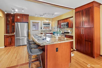 4728 NE 172nd Street, Lake Forest Park, WA 98155 - Photo 6