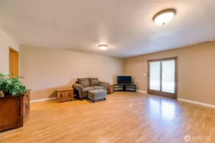 4607 44th Ave E, Tacoma, WA 98443 - Photo 20