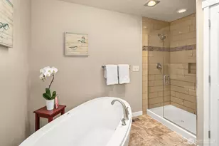 21118 SE 137th Pl, Issaquah, WA 98027 - Photo 20