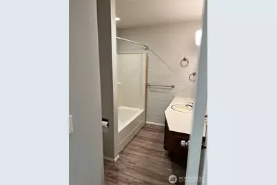 10628 Glen Acres Dr S, Seattle, WA 98168 - Photo 18