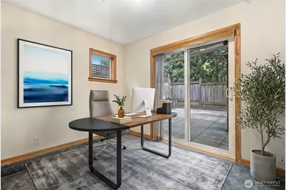 806 N 49th Street, Seattle, WA 98103 - Photo 20