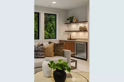 11005 NE 15th Street, Bellevue, WA 98004 - Photo 30