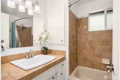 4646 S 166th Street, SeaTac, WA 98188 - Photo 16